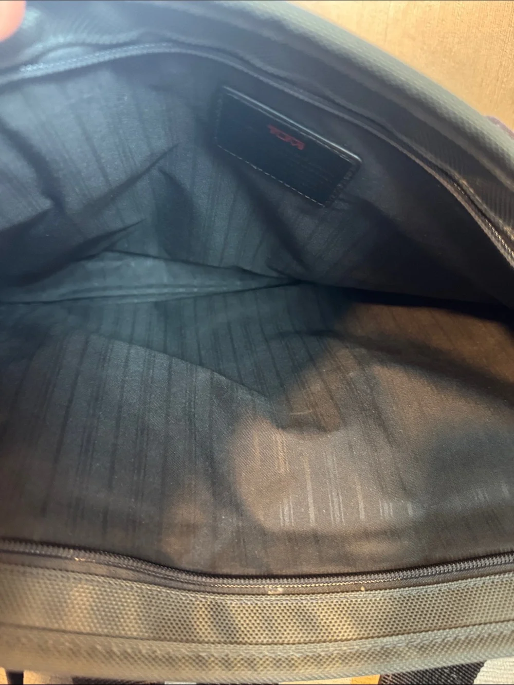 Tumi Slim Deluxe Portfolio